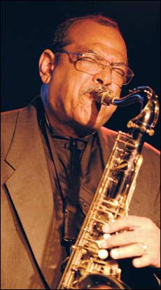 Ernie Watts